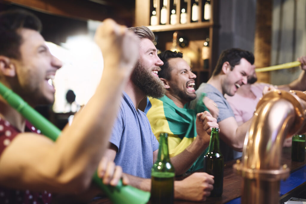 Como Heineken e Ambev estão usando a Copa do Mundo de 2026 para disputar posicionamento, portfólio e crescimento em um mercado cervejeiro cada vez mais competitivo.